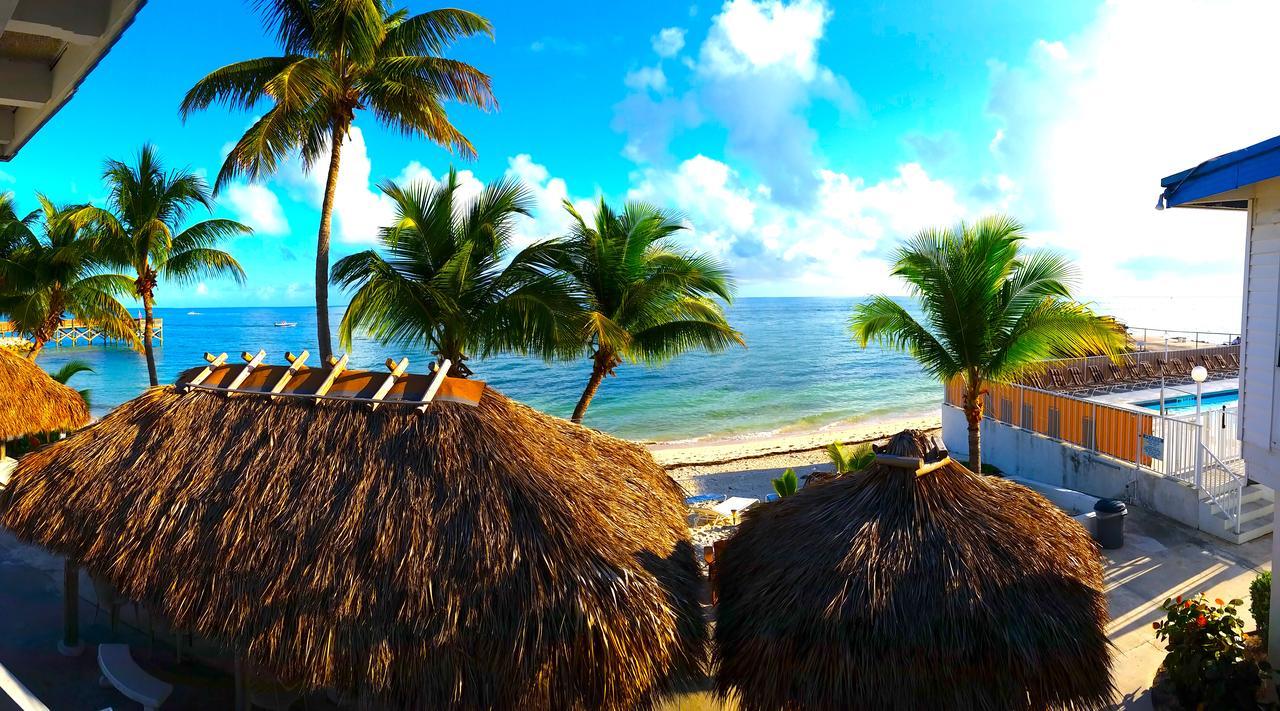 Buccaneer Quarters And Suites Marathon Exterior foto